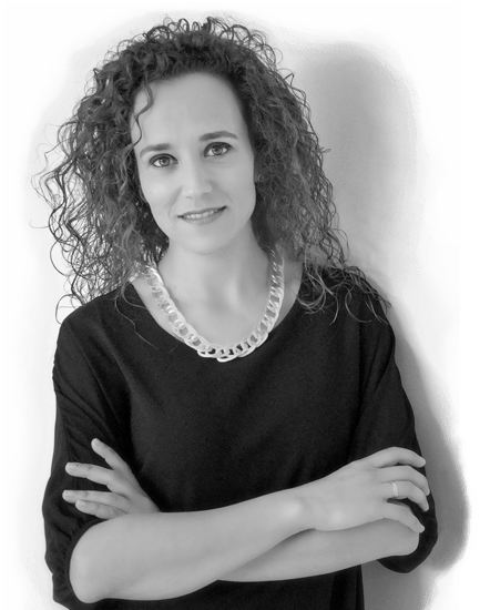 Eva Carceller Saga Lo prometo